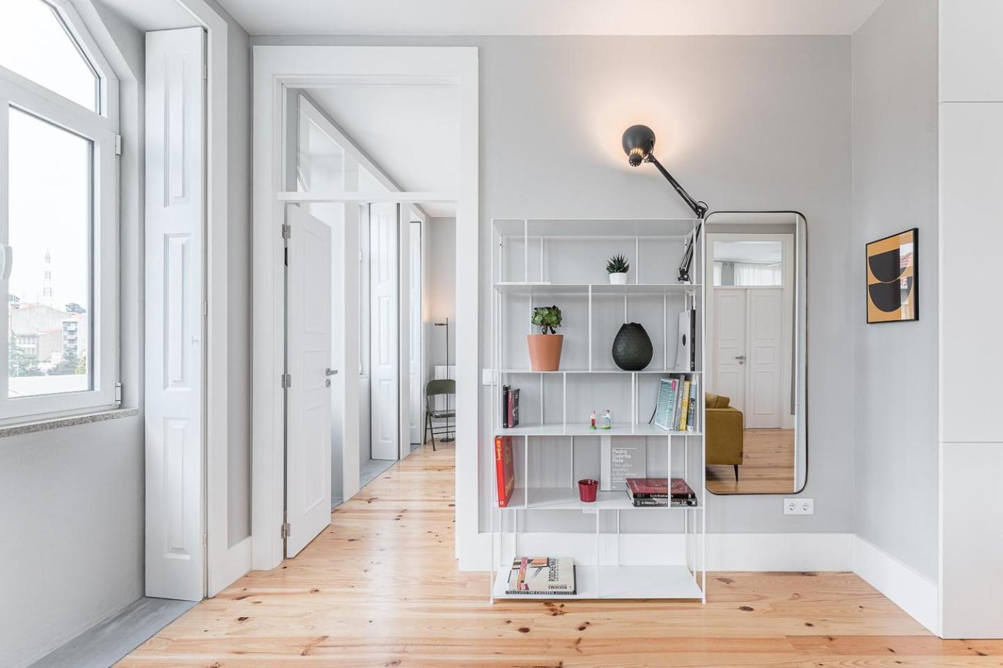 Guestready - Colorful Apt Near Agosto Station Porto Kültér fotó